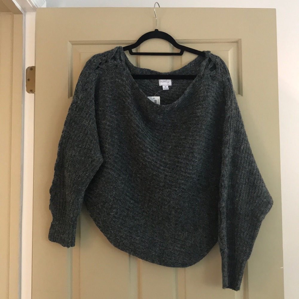 New sweater!!! Never been worn!